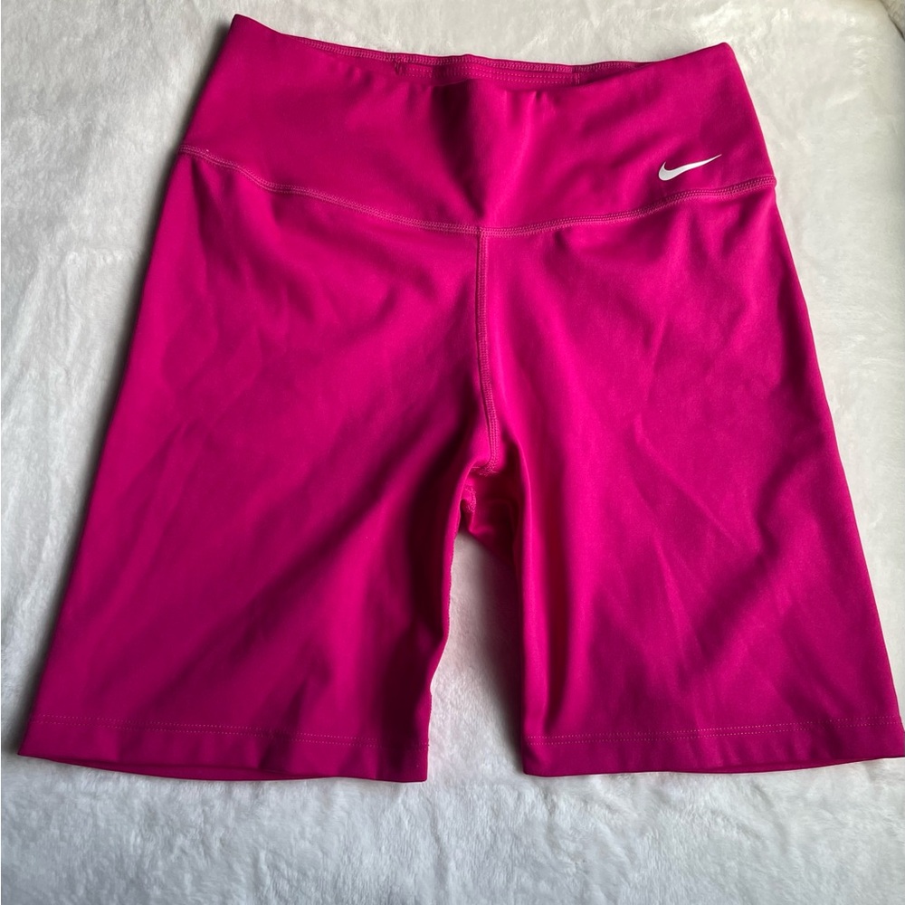 Nike nike short color pink
